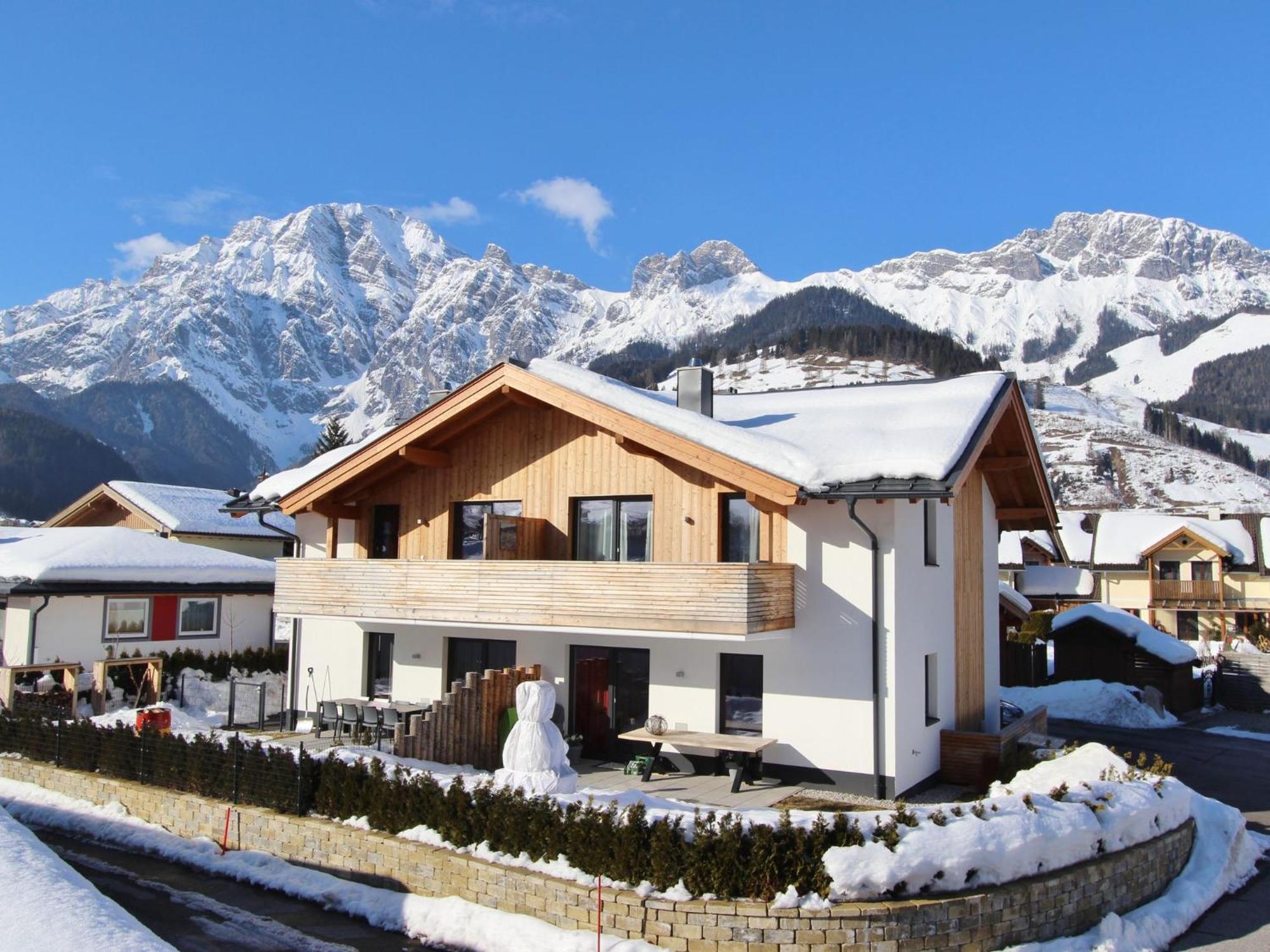 Modern Holiday Home In Leogang With Private Sauna Extérieur photo